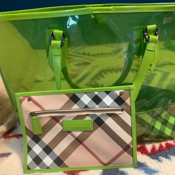 BURBERRY “All Over Perspex” Green Transparent PVC Tote Bag + Pouch - Picture 9 of 9